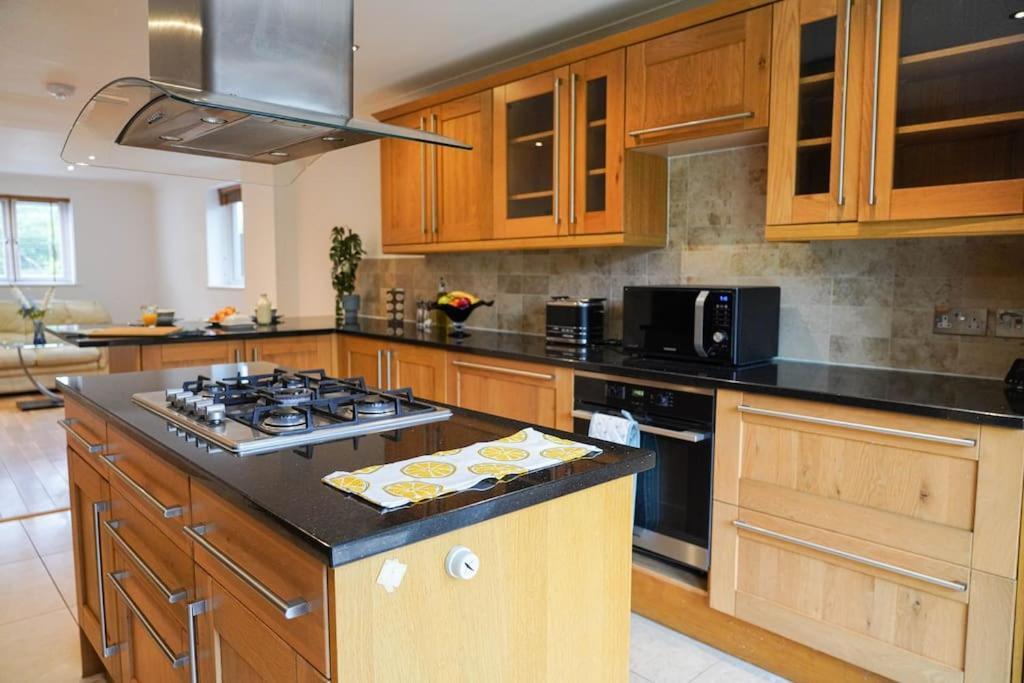 Large 4-Bed House For Up To 7 Guests W 2X Parking Villa Oxford Ngoại thất bức ảnh